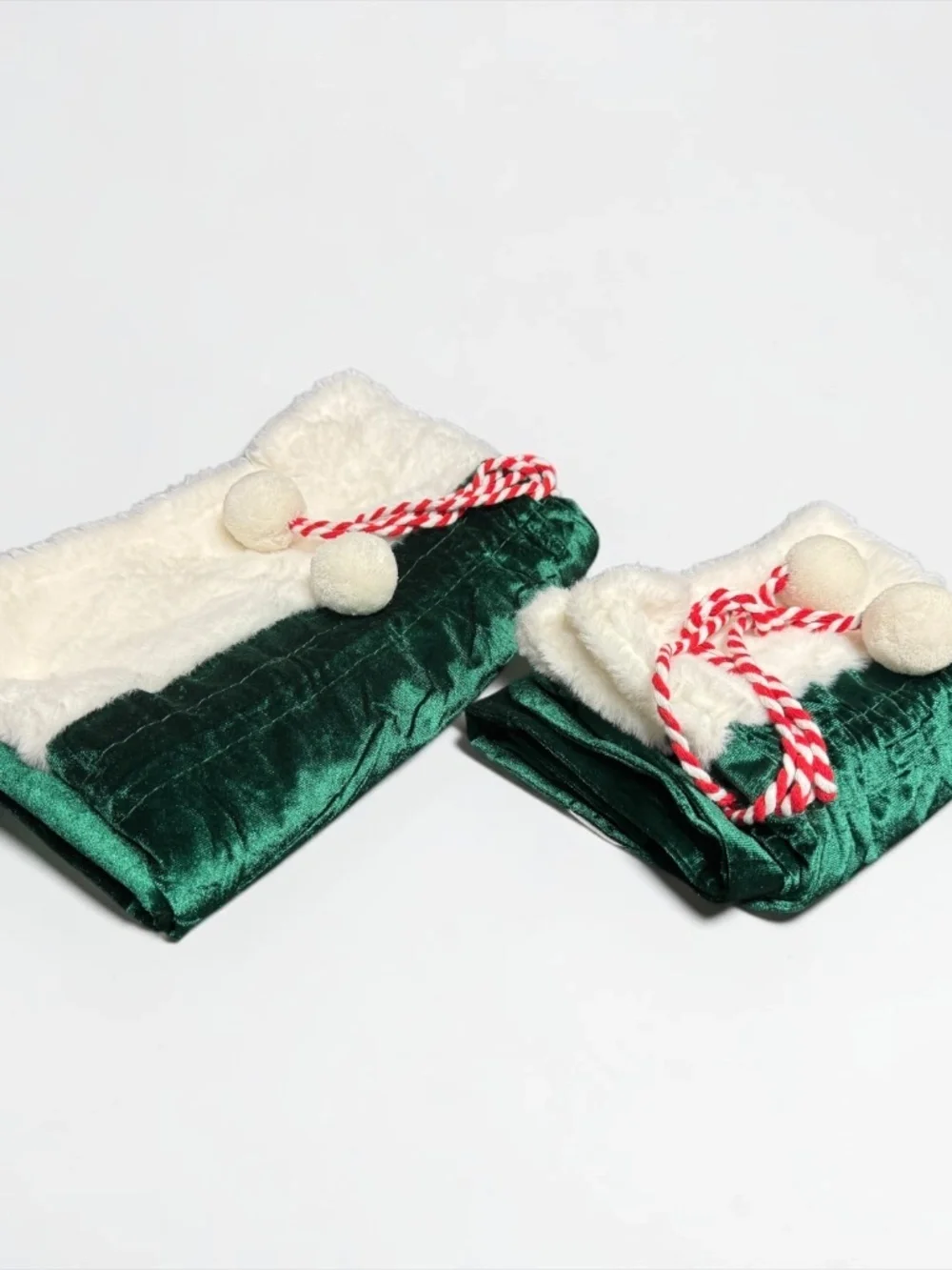 2 Pc Velvet Santa Sack Set Green Christmas Gift Bags Large Drawstring